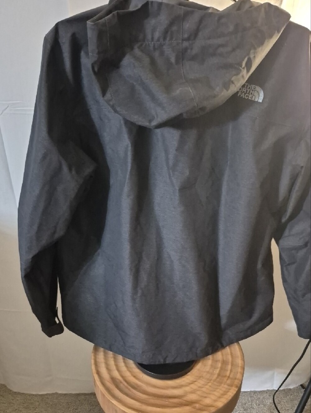 The North Face Men’s Black Waterproof Hooded Jacket - Picture 4 of 5